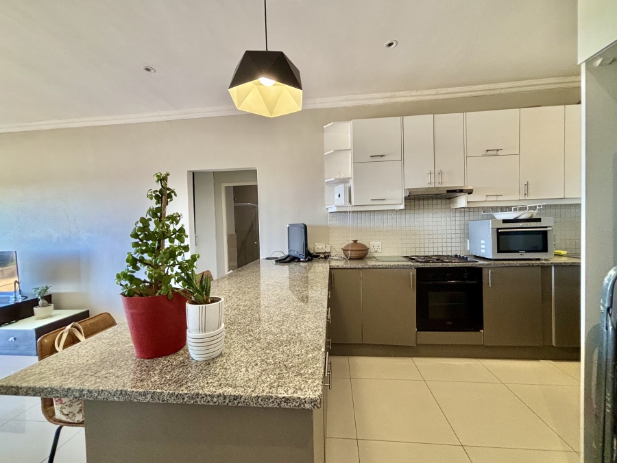 2 Bedroom Property for Sale in Parklands Western Cape